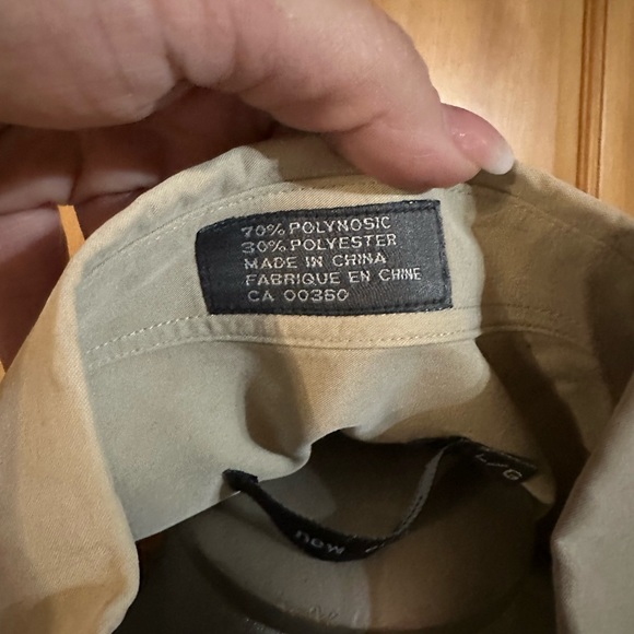 Men’s Dress Shirt - Picture 3 of 5